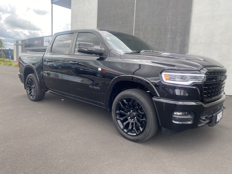 2025 Ram 1500 Limited I6 Rb Night