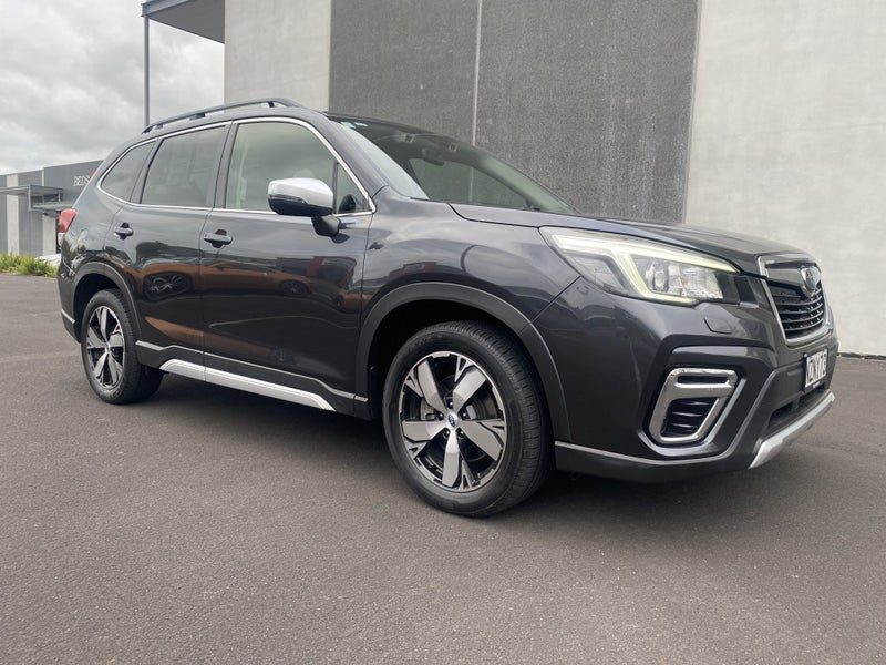 2018 Subaru Forester Premium 2.5p/4wd/cvt