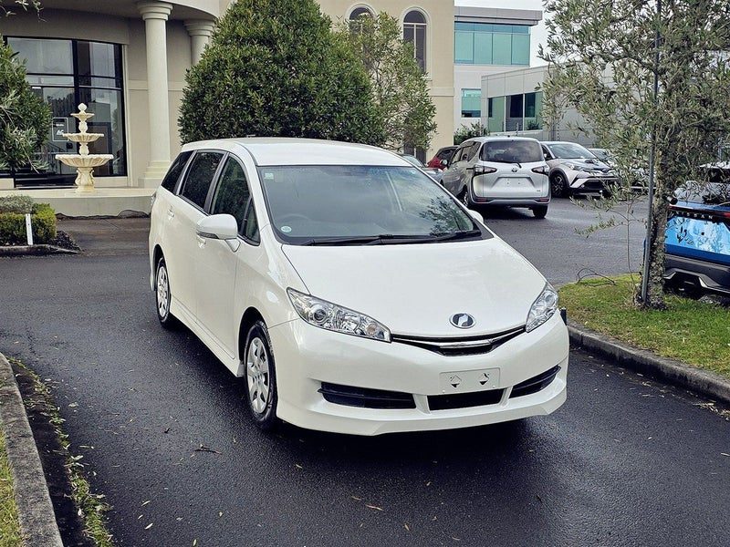 2013 Toyota Wish 1.8X 7 Seats