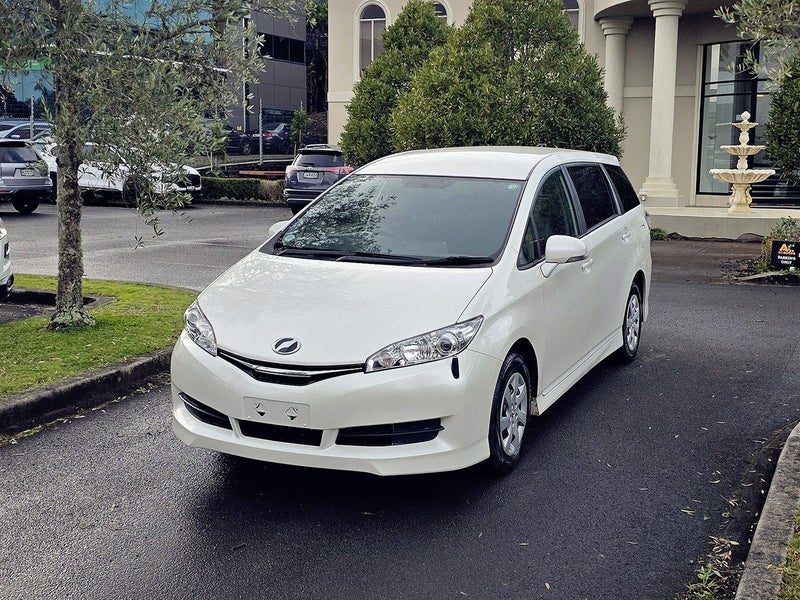 2013 Toyota Wish 1.8X 7 Seats, photo 3