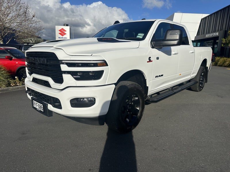 2026 Ram 2500 Laramie C/Cab, photo 3