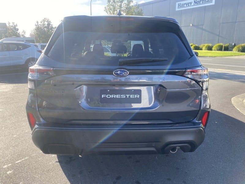 2026 Subaru Forester Touring ICE, photo 3
