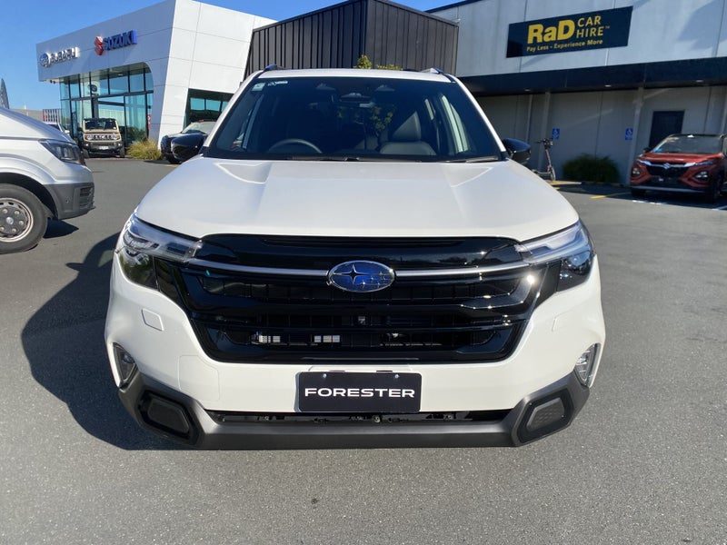 2026 Subaru Forester Touring ICE, photo 2