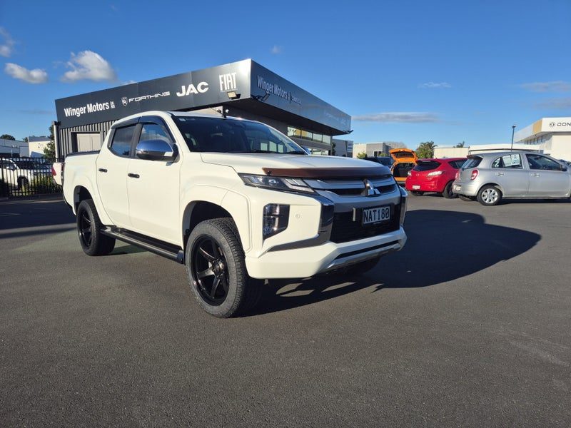 2020 Mitsubishi Triton Dc Vrx 6at 2.4d/6at