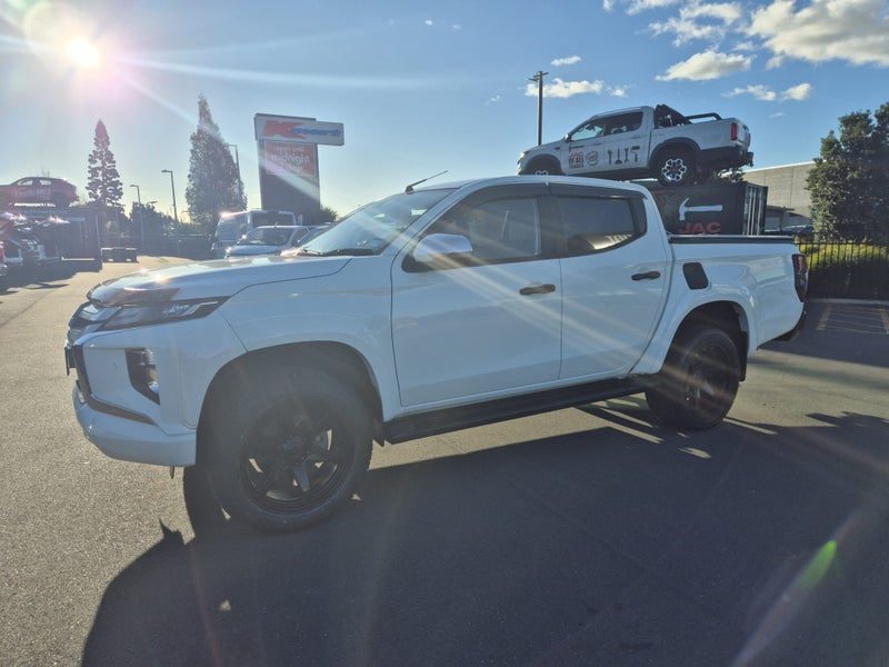 2020 Mitsubishi Triton Dc Vrx 6at 2.4d/6at, photo 2