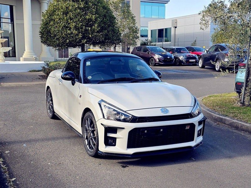 2022 Daihatsu Copen GR Sport 5MT