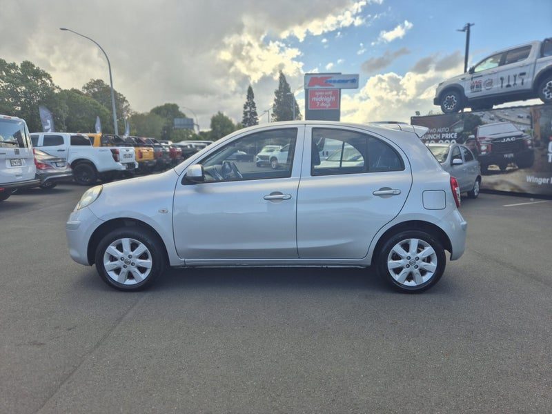 2014 Nissan Micra St-l, photo 2