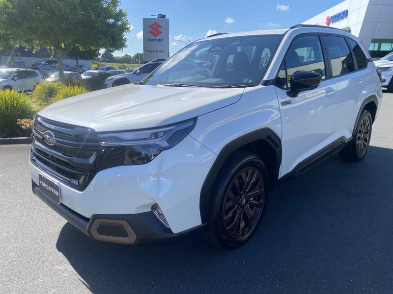 2026 Subaru Forester 2.5 Hybrid Sport CVT, photo 2