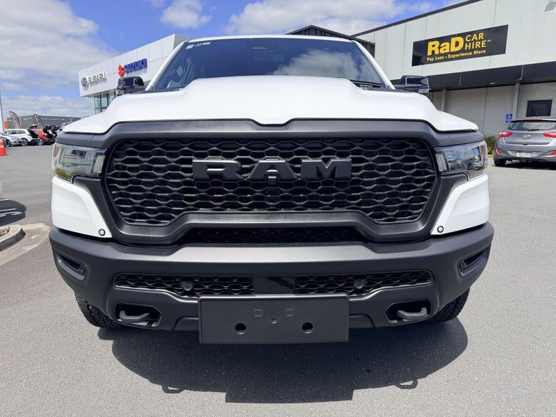 2026 Ram 1500 DT Rebel Crew Cab, photo 2