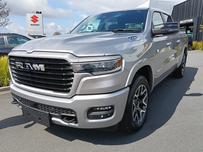 2026 Ram 1500 DT 3.0L SO Laramie Sport, photo 3