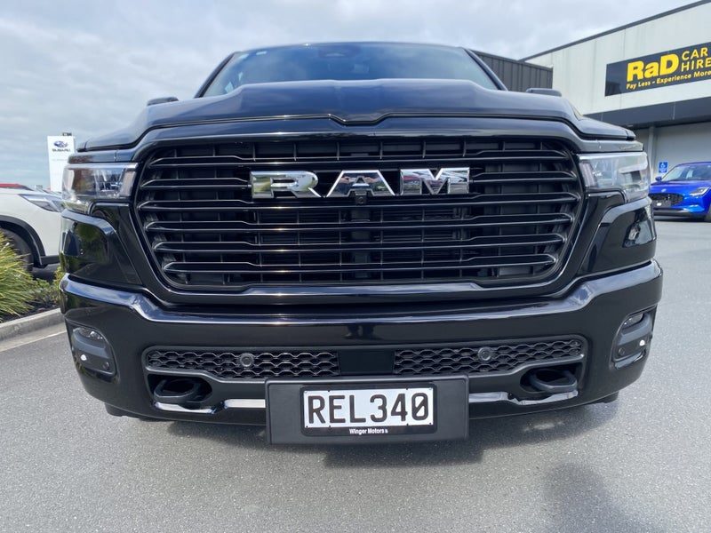 2025 Ram 1500 DT 3.0L SO Laramie Sport, photo 2