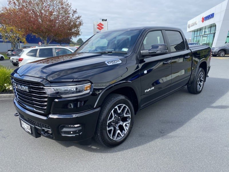 2025 Ram 1500 DT 3.0L SO Laramie Sport, photo 3