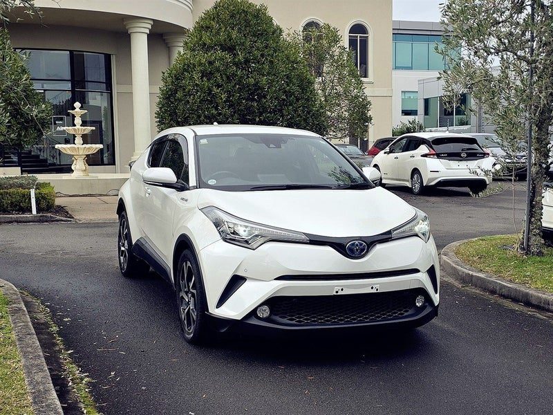 2017 Toyota C-HR G, main photo