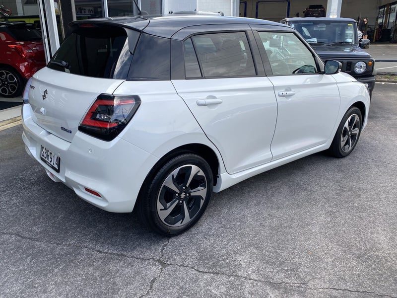 2026 Suzuki Swift 1.2 HYBRID RSC, photo 2