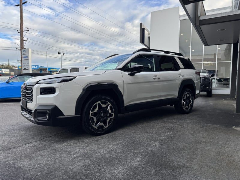 2026 Subaru Outback Touring MY26, photo 3