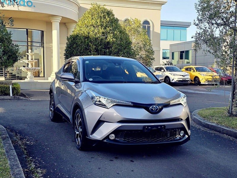 2017 Toyota C-HR G Half leather seat