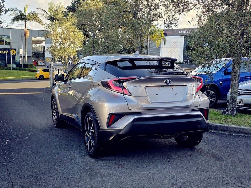 2017 Toyota C-HR G Half leather seat, photo 3