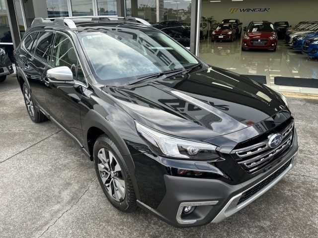 2026 Subaru Outback Touring 2.5, photo 2