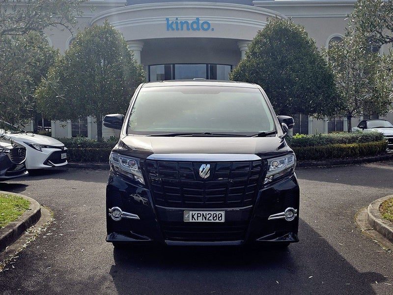 2016 Toyota Alphard, photo 2