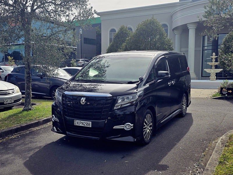 2016 Toyota Alphard, photo 3