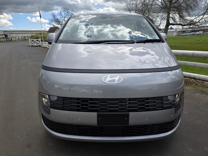 2026 Hyundai Staria 1.6T Load Van Hybrid 2WD Auto, photo 2