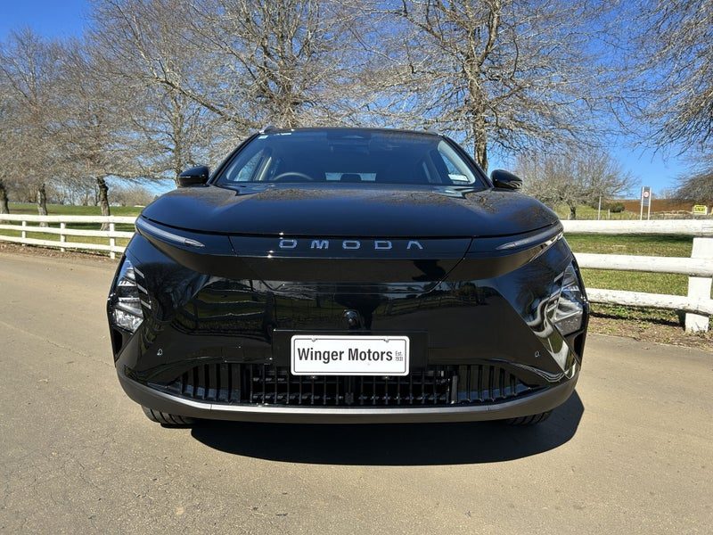2026 Omoda E5 EX FWD, photo 2