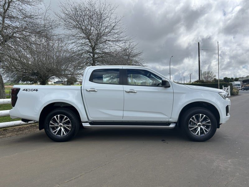 2026 Isuzu D-Max LS D/C 3.0D 4X4 6AT MY25, photo 3