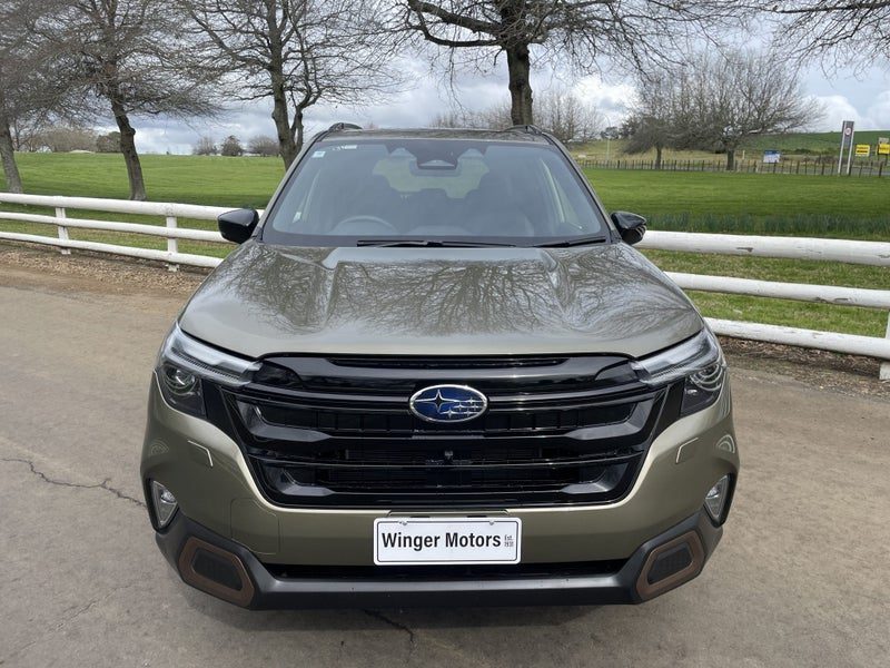 2026 Subaru Forester 2.5 Hybrid Sport CVT, photo 2
