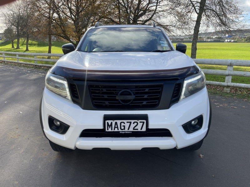 2019 Nissan Navara ST-X, photo 2