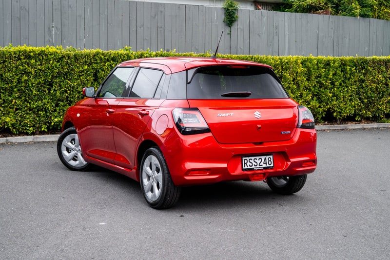 2026 Suzuki Swift GLZ 1.2 Auto Hybrid, photo 3