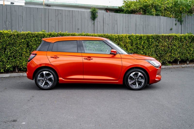 2026 Suzuki Swift RSC 1.2 Hybrid Auto, photo 2