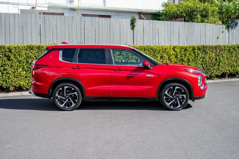 2022 Mitsubishi Outlander Xls Phev/4wd/at, photo 2
