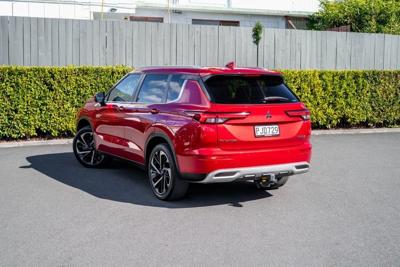 2022 Mitsubishi Outlander Xls Phev/4wd/at, photo 3