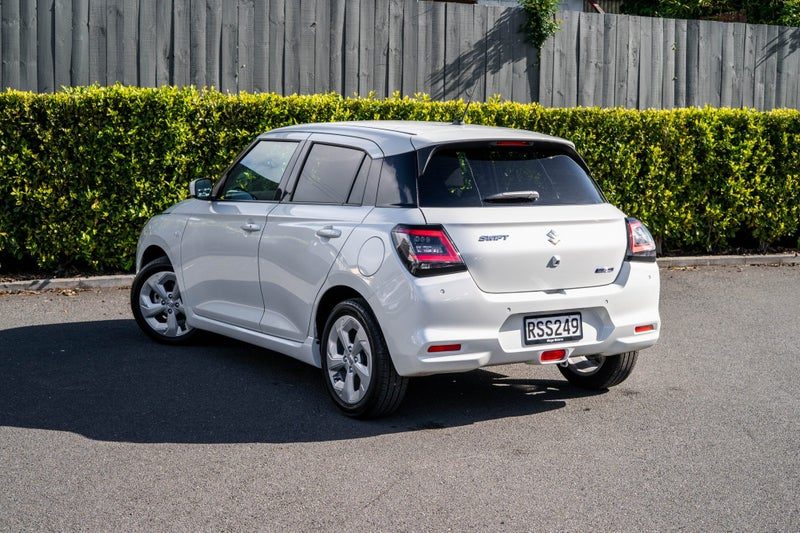 2026 Suzuki Swift GLZ 1.2 Auto Hybrid, photo 3