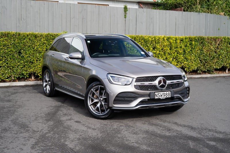2021 Mercedes-Benz GLC 300 2.0p 4WD NZ NEW