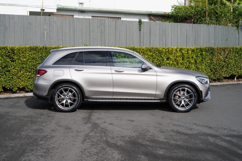 2021 Mercedes-Benz GLC 300 2.0p 4WD NZ NEW, photo 2