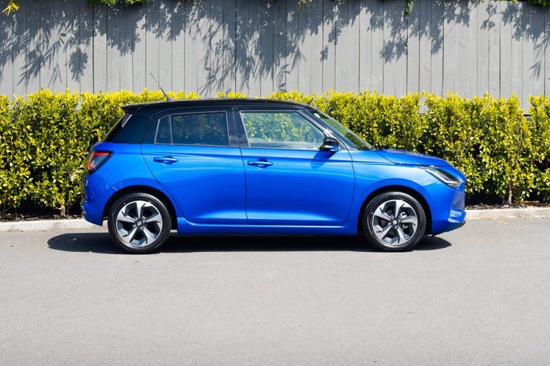 2026 Suzuki Swift RSC 1.2 Hybrid Auto, photo 2