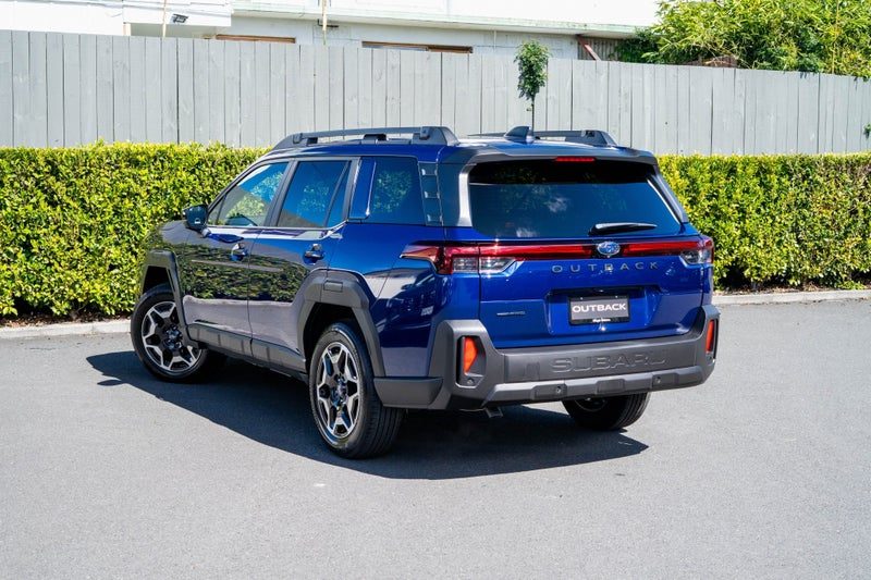2026 Subaru Outback Touring MY26, photo 3