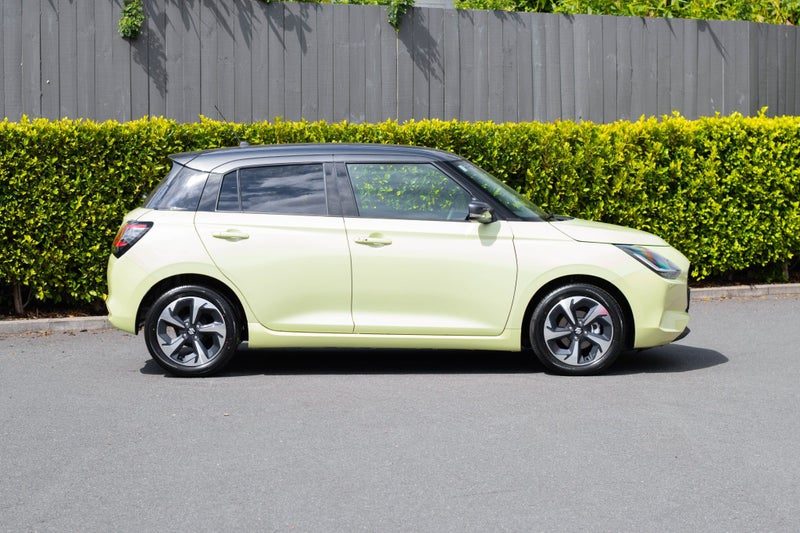2026 Suzuki Swift RSC 1.2 Hybrid Auto, photo 2
