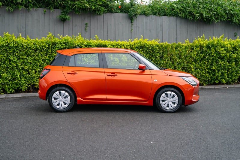 2026 Suzuki Swift 1.2 Hybrid GLSC Auto, photo 2