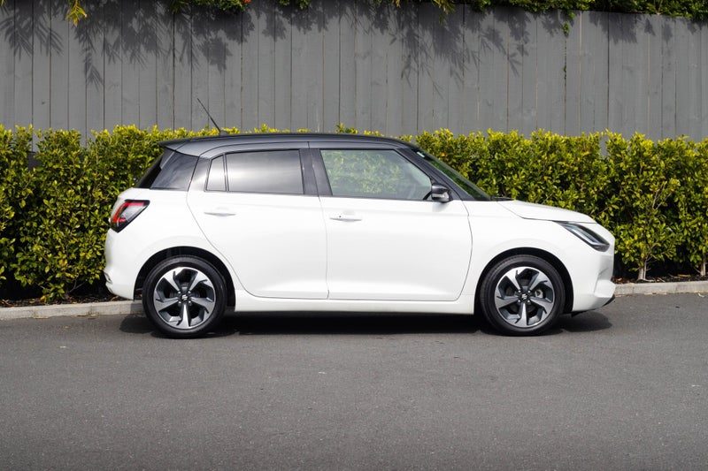 2026 Suzuki Swift RSC 1.2 Hybrid Auto, photo 2