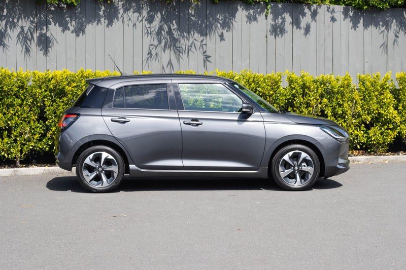 2026 Suzuki Swift RSC 1.2 Hybrid Auto, photo 2