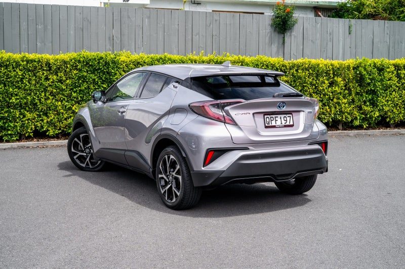 2017 Toyota C-HR Hybrid, photo 3