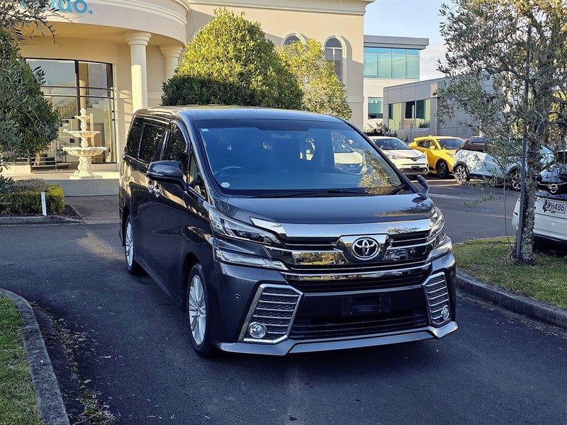2017 Toyota Vellfire 2.5Z. 7 Seater., main photo