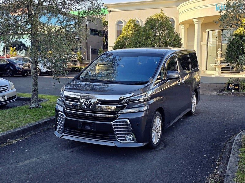 2017 Toyota Vellfire 2.5Z. 7 Seater., photo 3