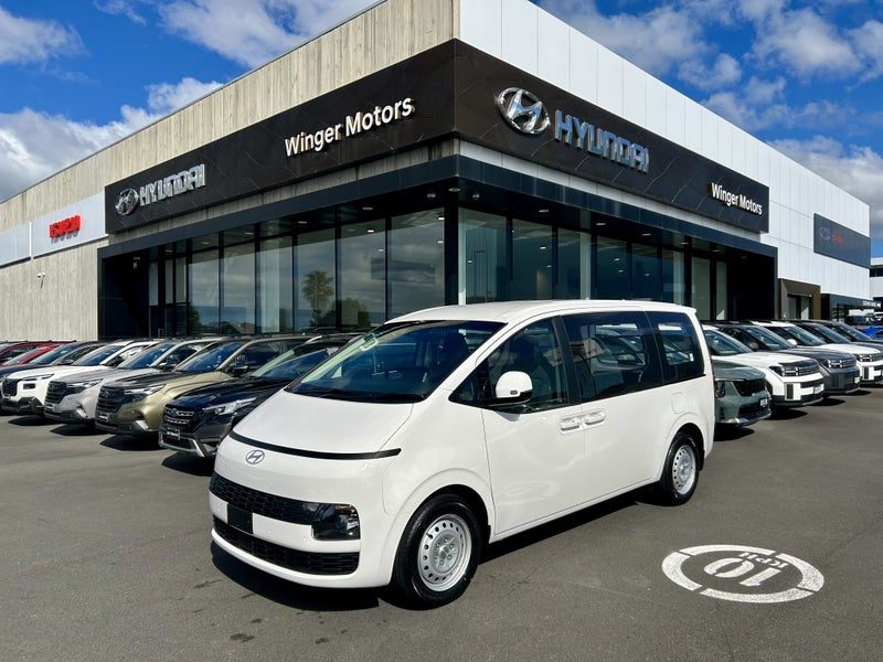 2026 Hyundai Staria 1.6T Hybrid 2WD 6AT Series 2, photo 2