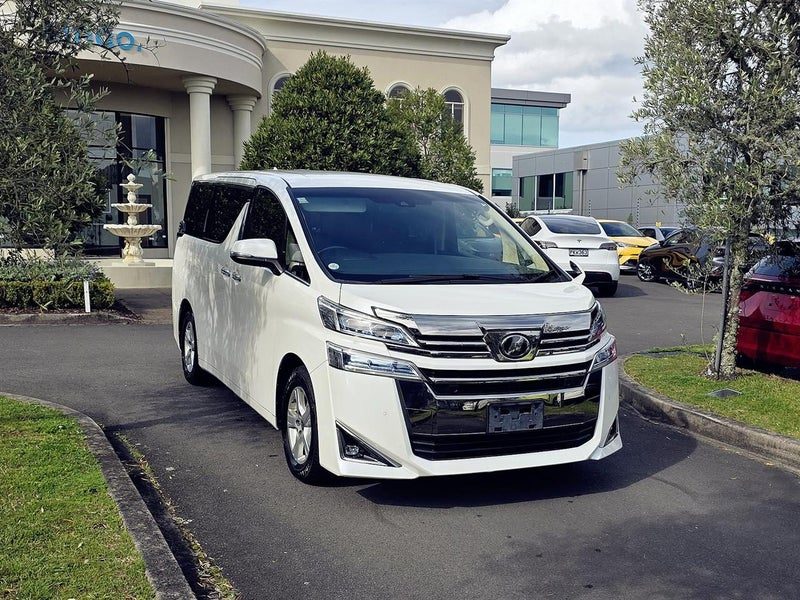 2019 Toyota Vellfire 8 Seater, main photo