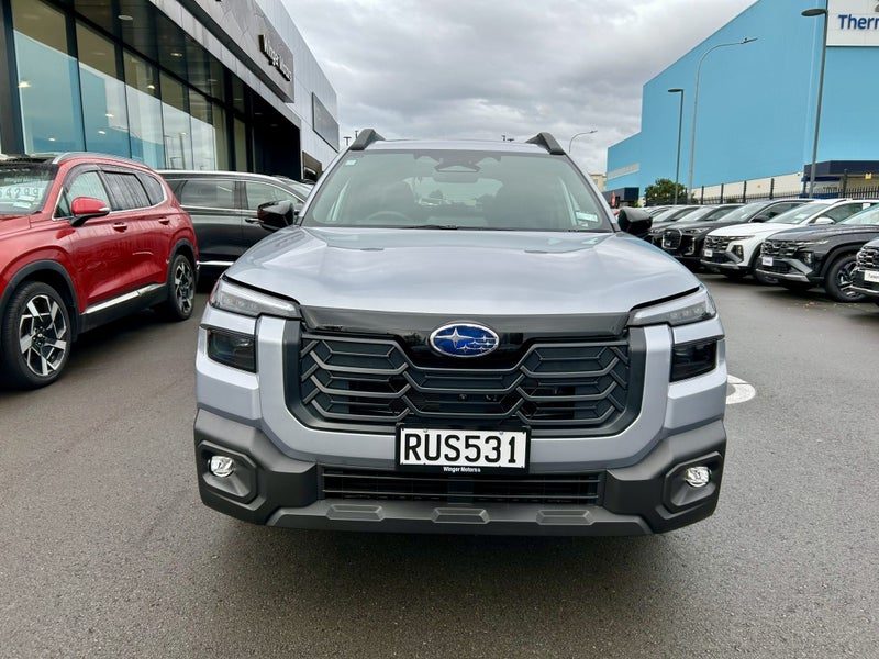 2026 Subaru Outback Touring MY26, photo 3