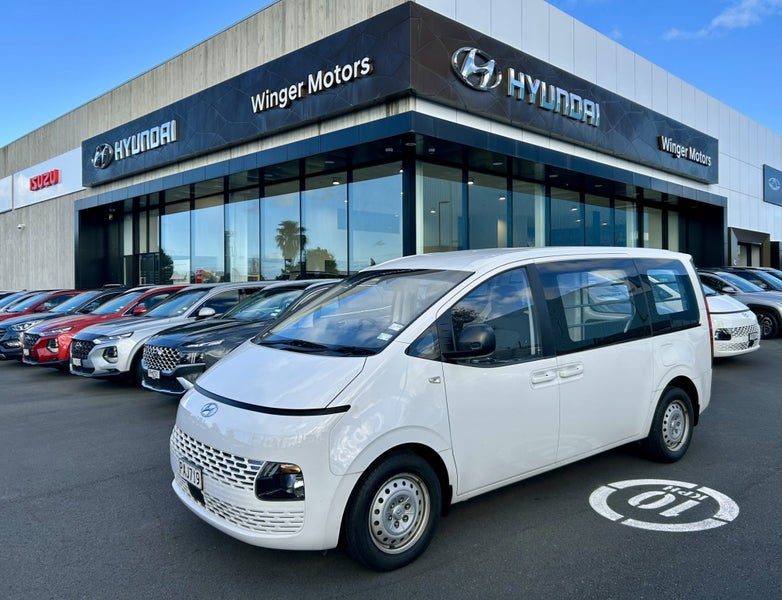 2022 Hyundai Staria Load 2.2D CRDi Auto, photo 2