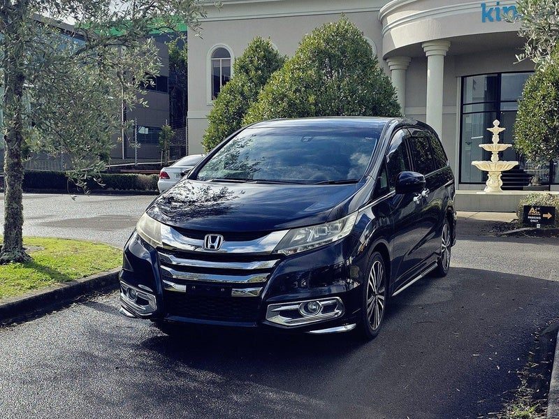 2014 Honda Odyssey ABSOLUTE 7 SEATER, photo 3